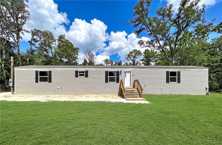 Property Photo:  549 W Kahns Lane  FL 34461 