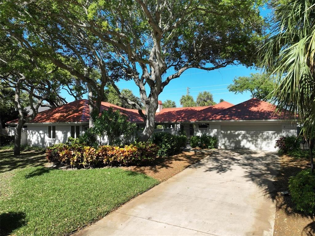 Property Photo:  1200 Poitras Drive  FL 32963 