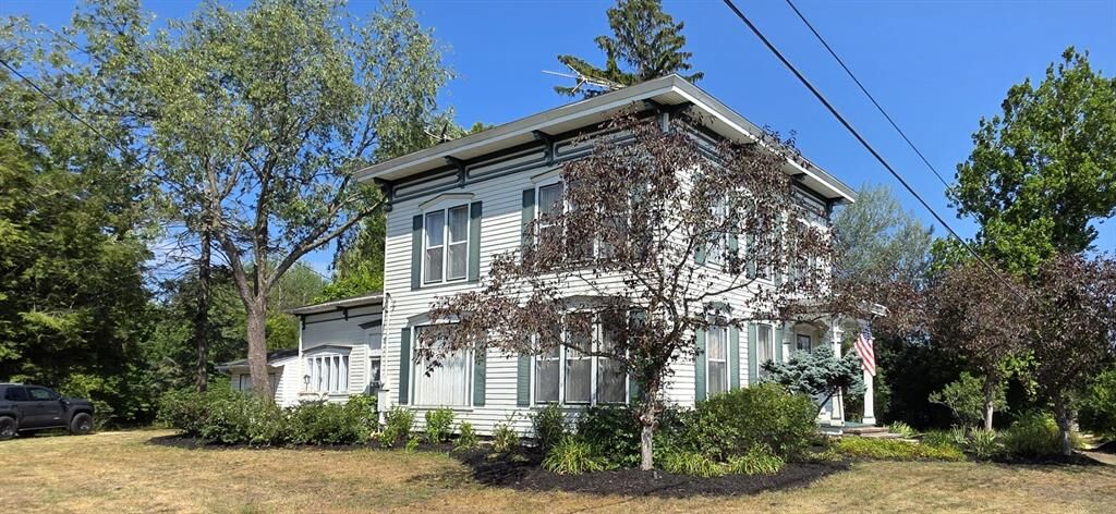Property Photo: 427 S Main Street NE MI 49319