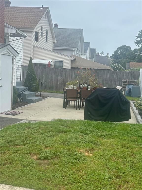 Property Photo:  35 Collins Street  RI 02809 