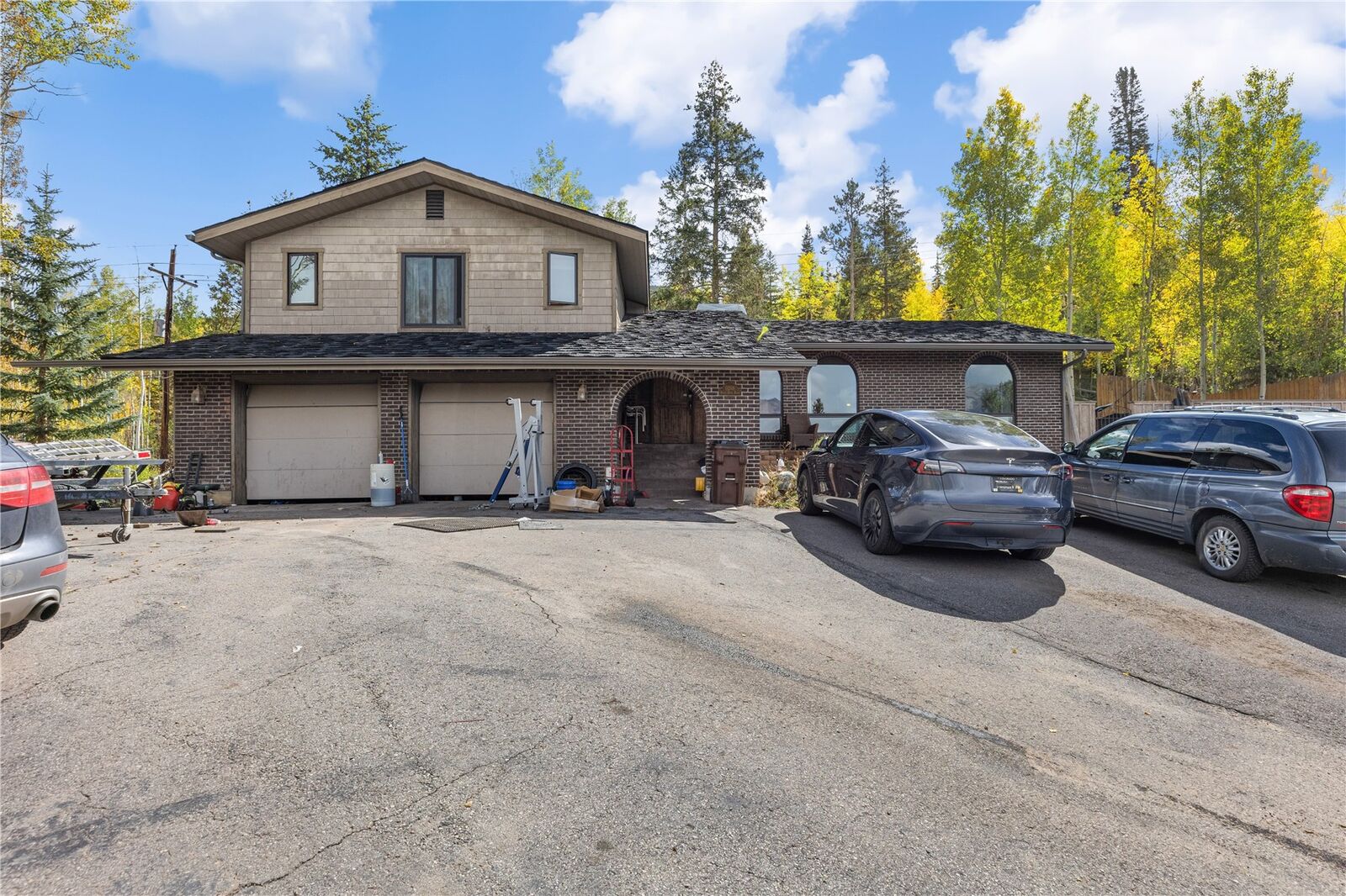 Property Photo: 208 Deer Path Road CO 80435