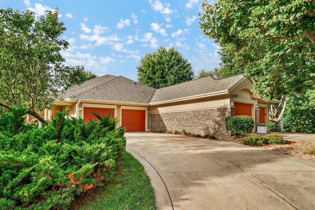 Property Photo:  5019 Prairie Rose Court  WI 53562 
