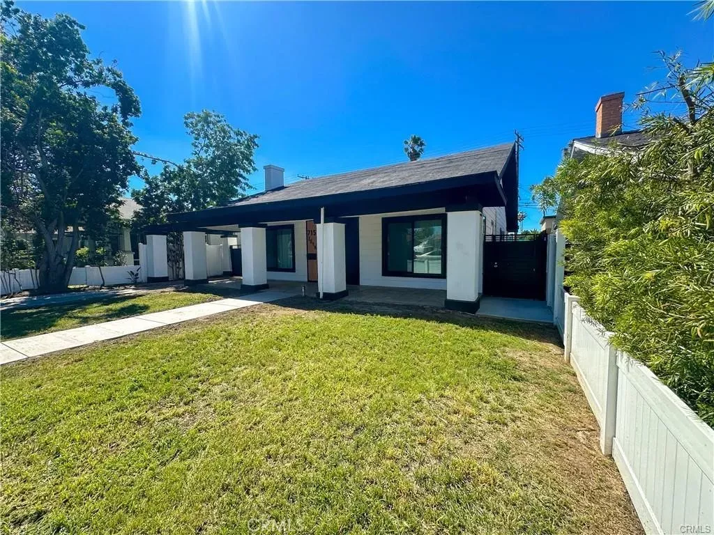 Property Photo:  715 N Zeyn  CA 92805 