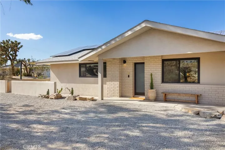 Property Photo:  61184 Onaga Trail  CA 92252 
