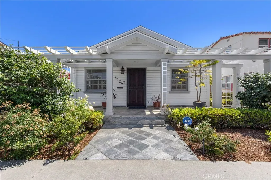 Property Photo:  4124 E 5th  CA 90814 