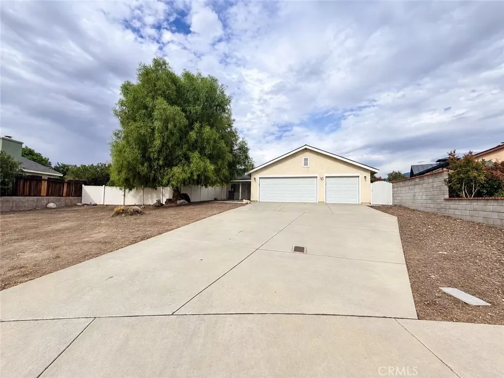 Property Photo: 43002 Masonic Drive CA 92544