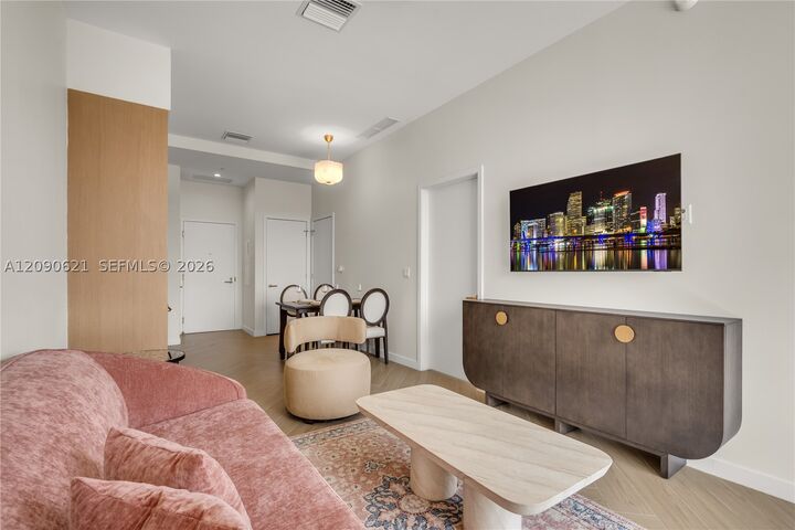 Property Photo: 2700 NW 2nd Avenue 809 FL 33127