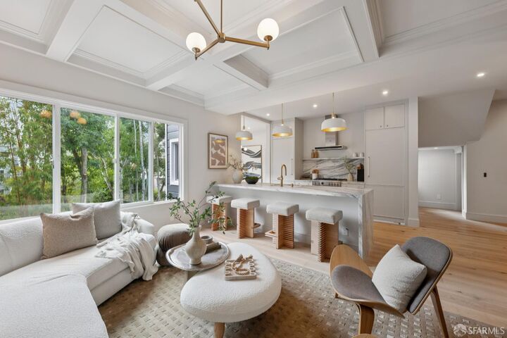 Property Photo: 2067 Ofarrell Street CA 94115