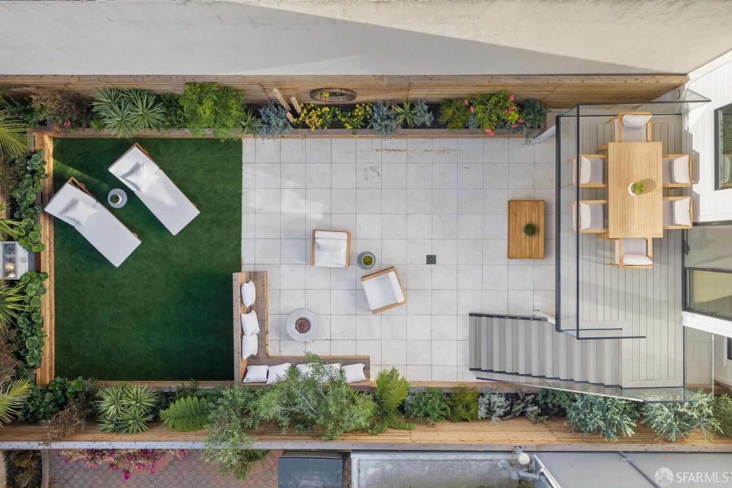Property Photo: 607 6th Avenue CA 94118
