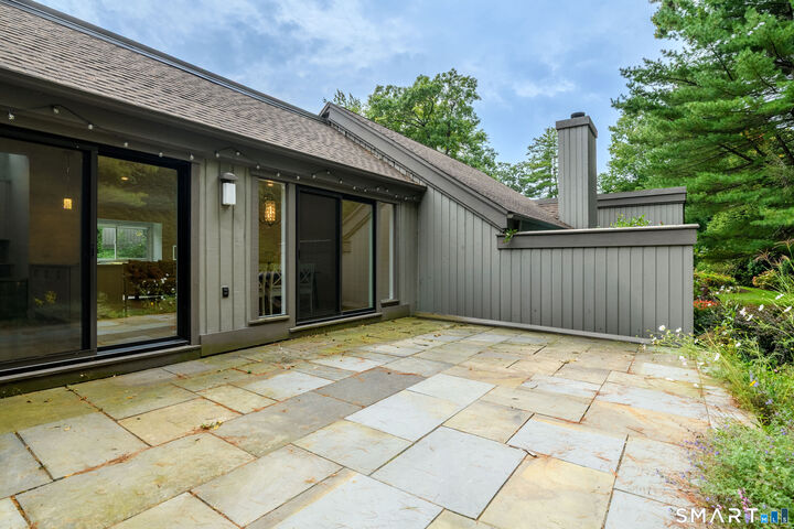 Property Photo:  886 Heritage Village B  CT 06488 