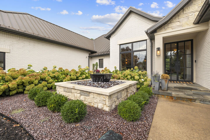 Property Photo:  5273 S Applecross Way  MO 65809 