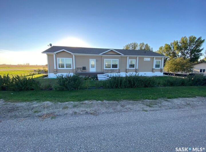 Photo de la propriété:  528 Duke Street  SK S0G 2J0 