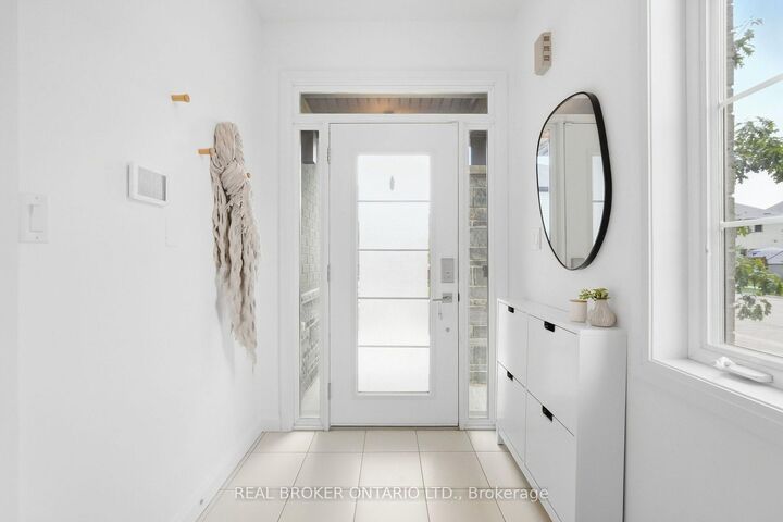 Property Photo:  1 Burley Lane  ON L9G 0G5 