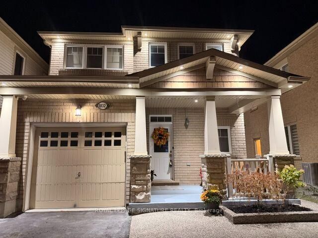 Property Photo:  1832 Misthollow Drive  ON L1X 0A7 