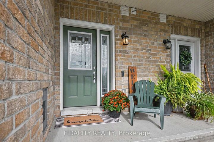 Property Photo:  68 Vimy Ridge Crescent  ON K7S 0H7 