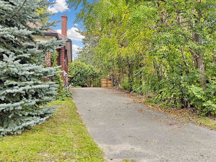 Property Photo:  6055 Main Street  ON L4A 3P6 