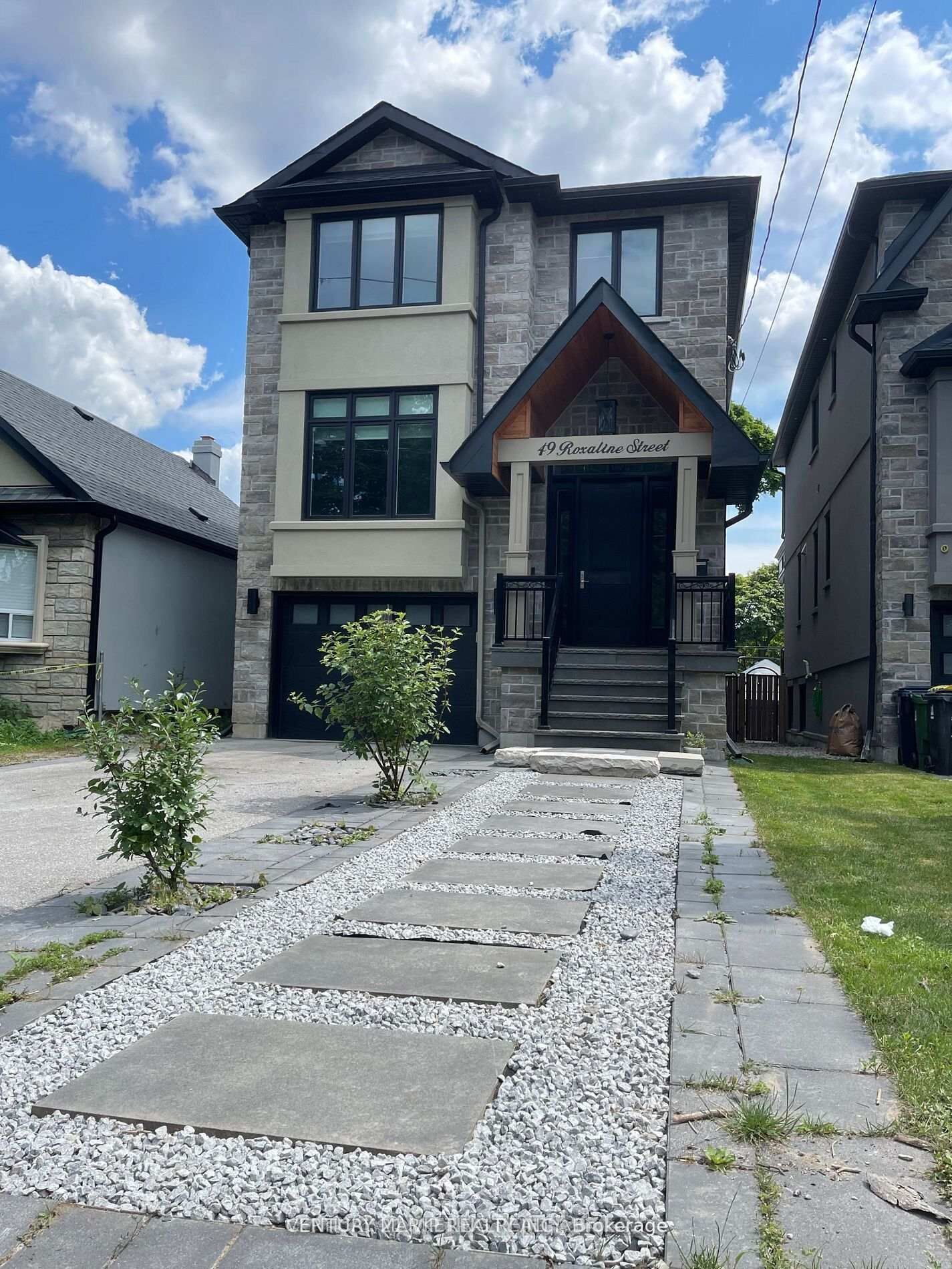 Property Photo:  49 Roxaline Street  ON M9P 2Z1 