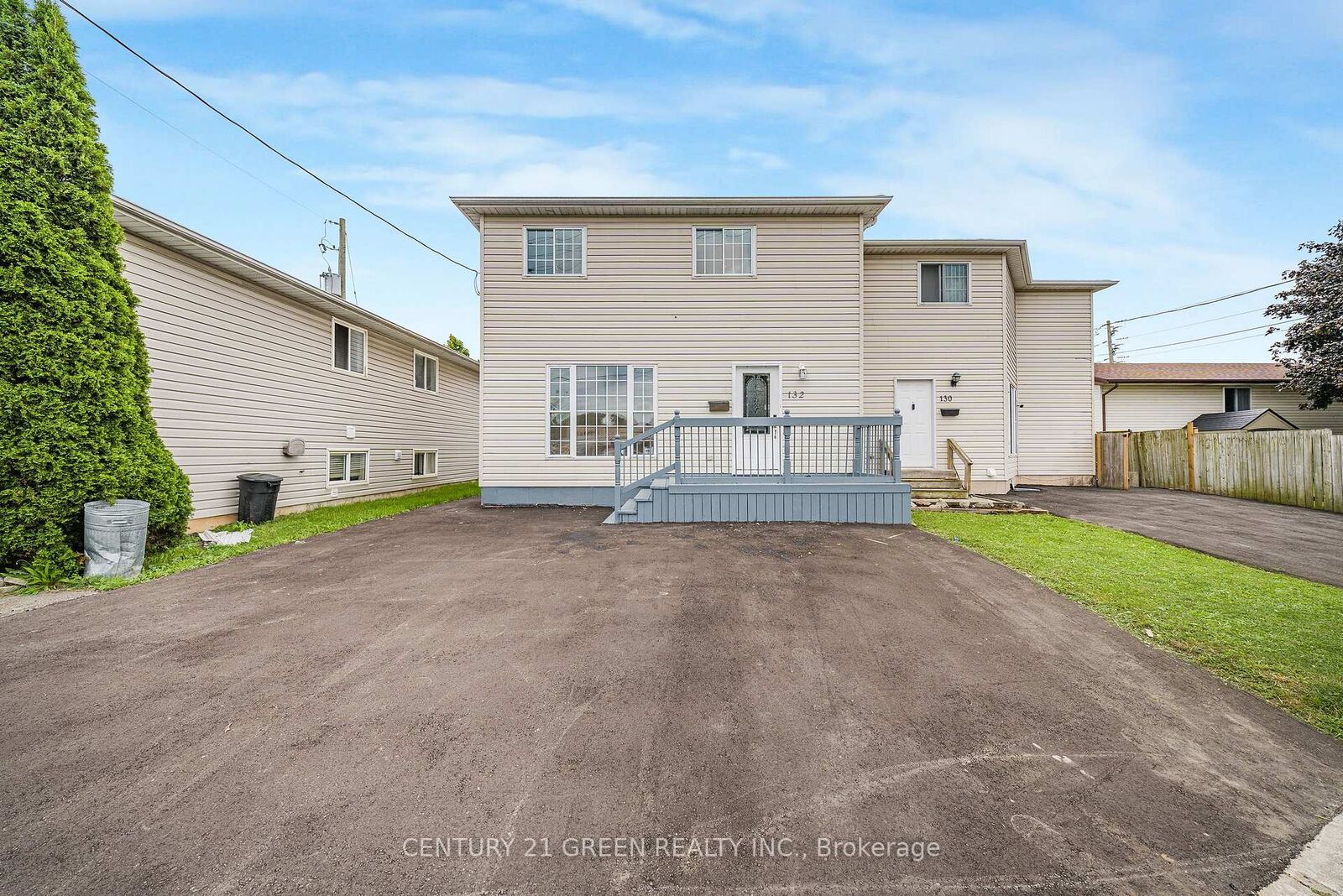 Property Photo:  132 Carlton Street  ON L2R 7S6 
