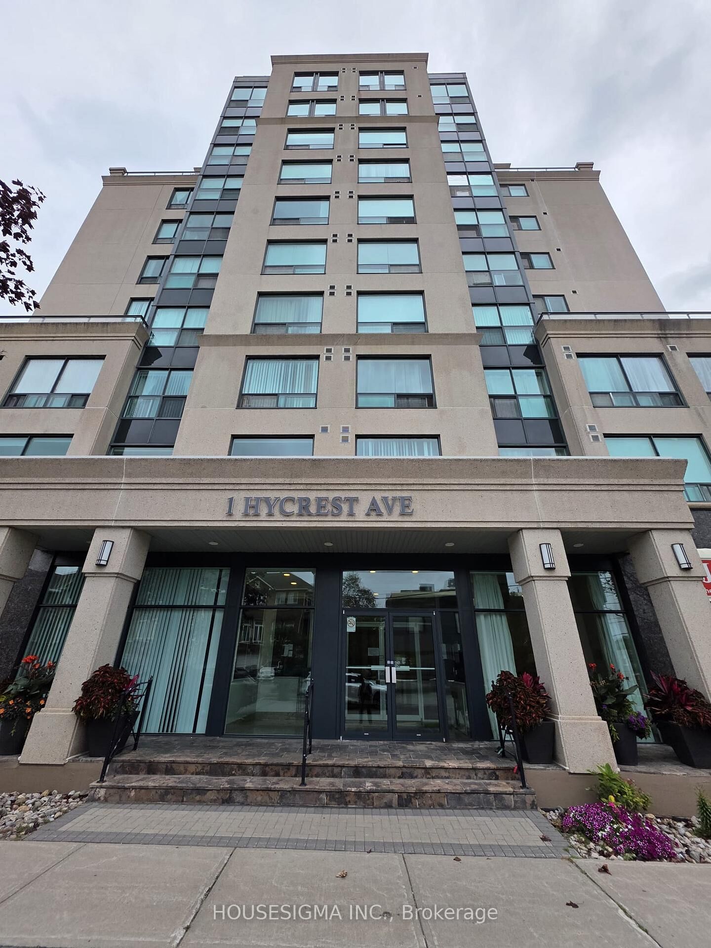 Property Photo:  1 Hycrest Avenue 101  ON M2N 6V8 