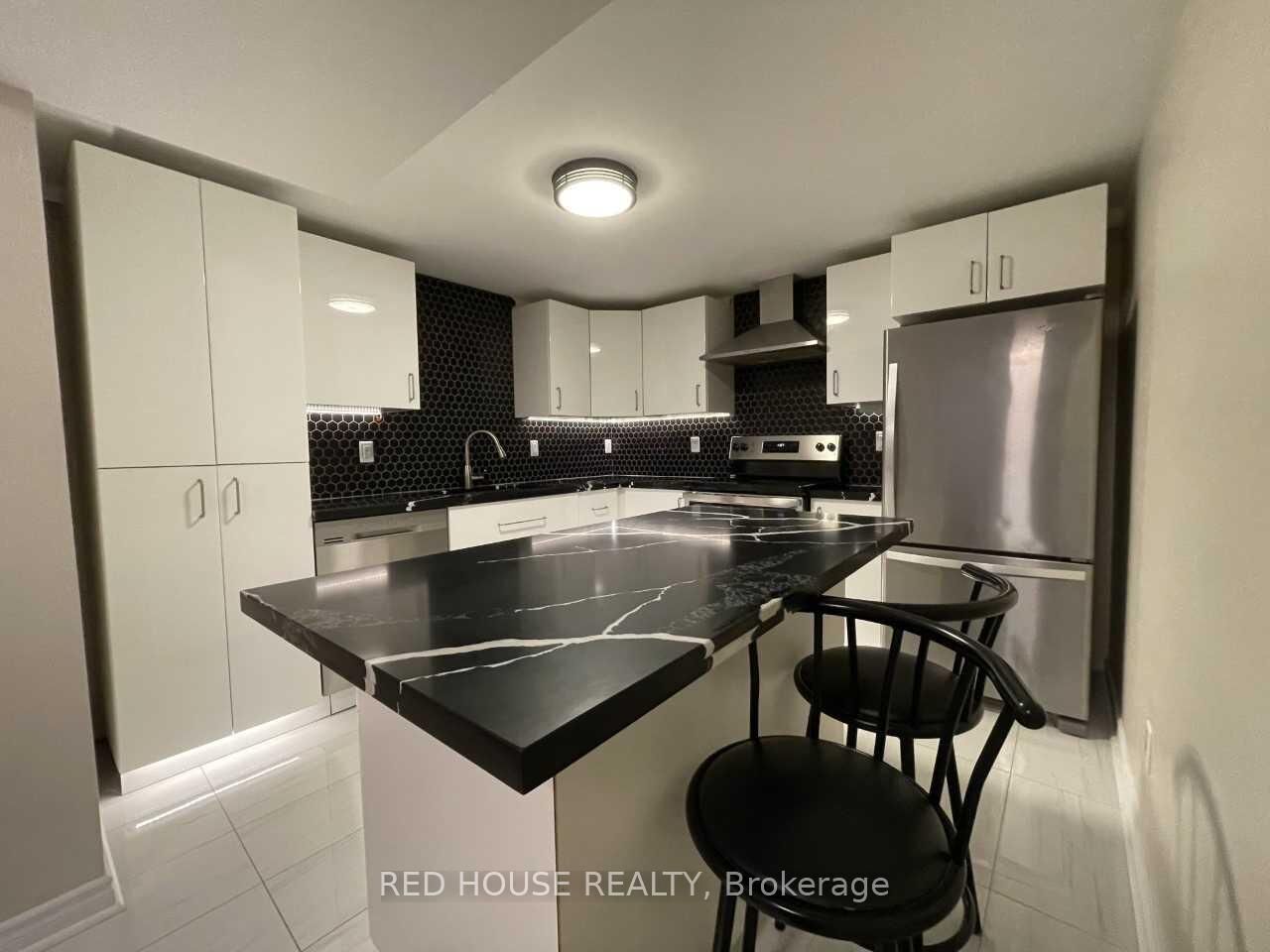 Property Photo:  69 Simpson Road Lower  ON L3Y 5E5 