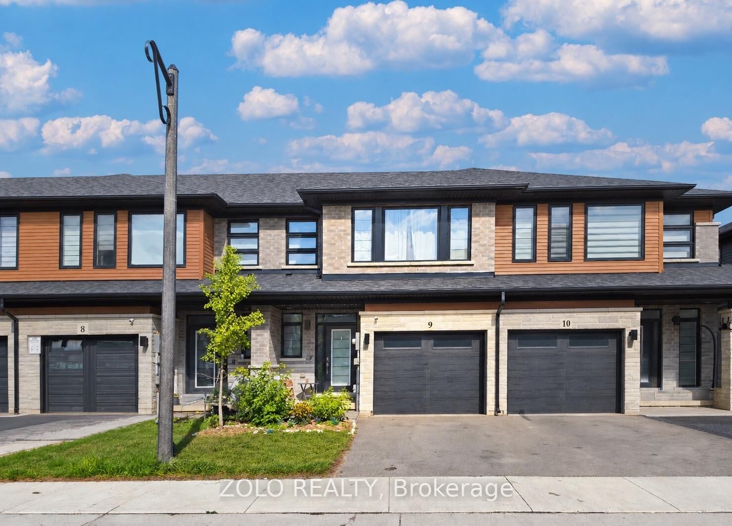Property Photo:  461 Blackburn Drive 9  ON N3T 0W9 