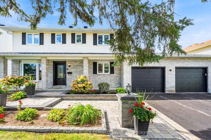 Property Photo:  6 Forest Heights Avenue  ON K2S 0R4 