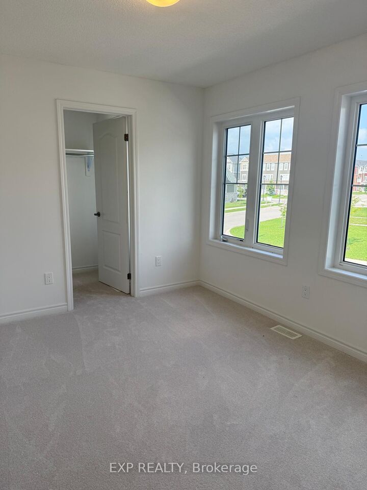 Property Photo:  3 Abby Drive  ON L9Z 0K1 
