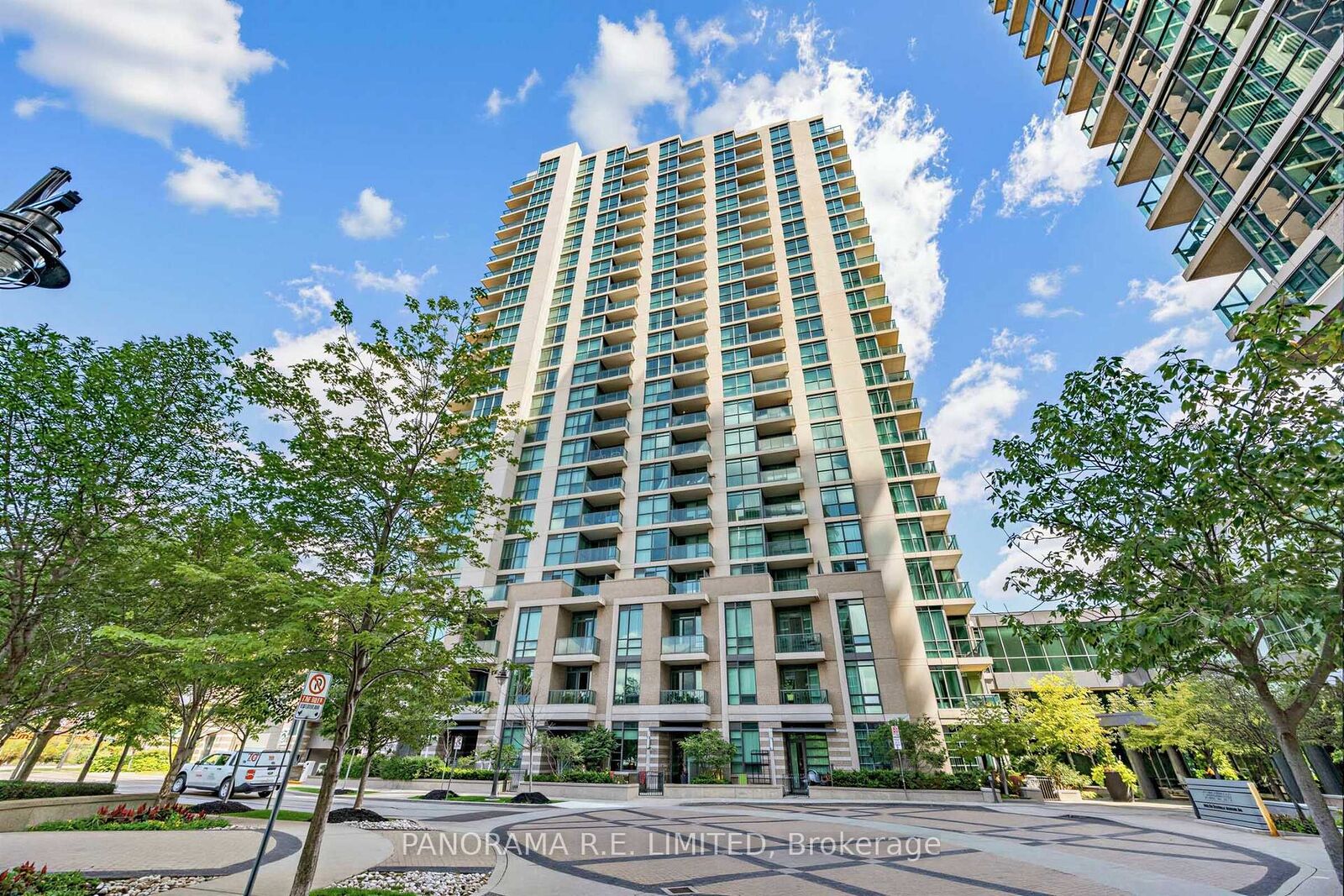 Property Photo:  205 Sherway Gardens Road 810  ON M9C 0A5 