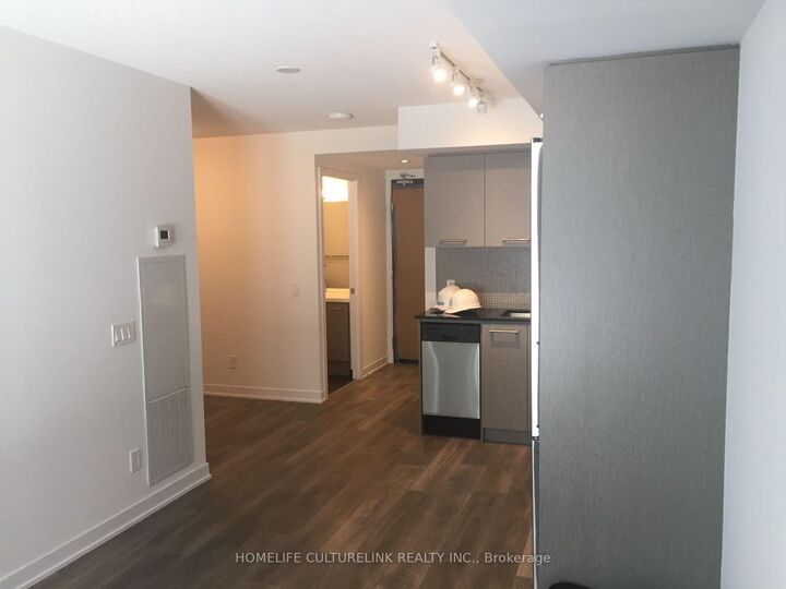 Property Photo:  87 Peter Street 601  ON M5V 0P1 