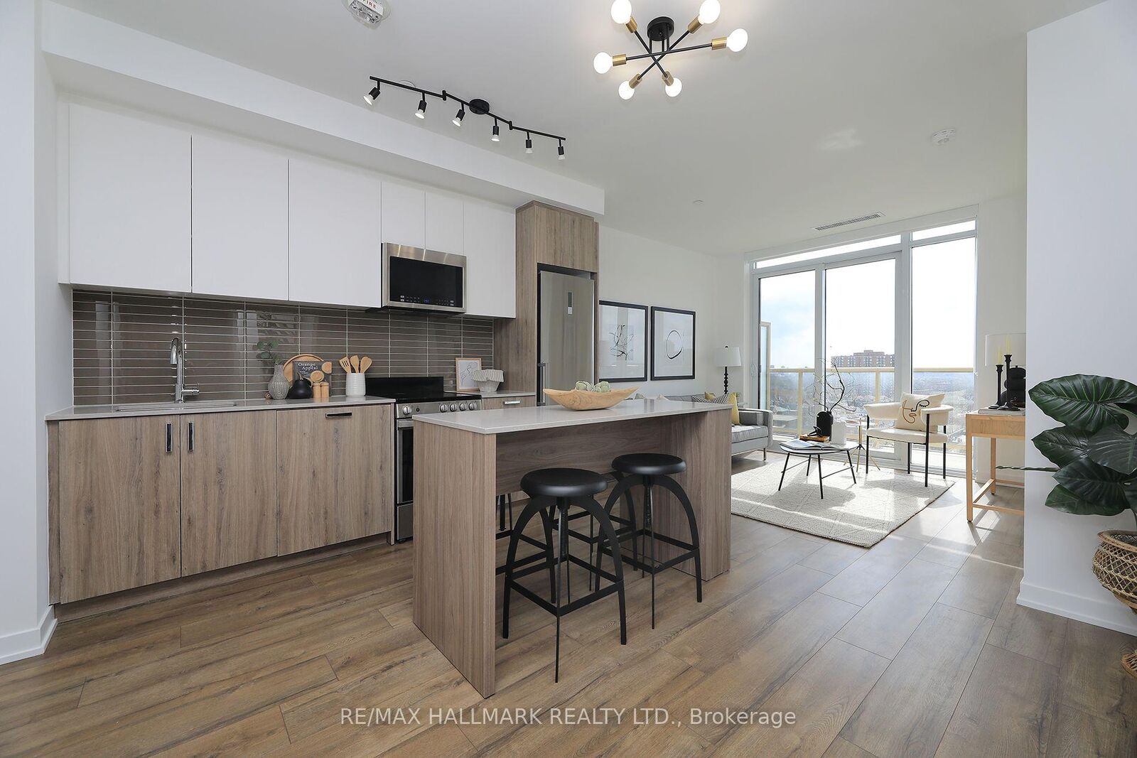 Property Photo:  1787 St. Clair Avenue W 1111  ON M6N 0B7 