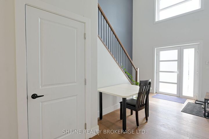 Property Photo:  2170 Debra Drive  ON N6P 0E5 