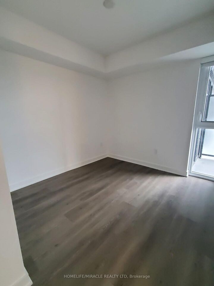 Property Photo:  36 Zorra Street 308  ON M8Z 1R7 
