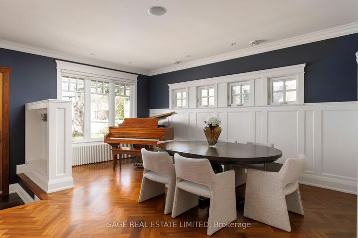 Property Photo:  39 Loyalist Road  ON M9A 3P2 