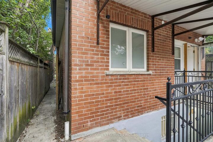 Property Photo: 270 Havelock Street Bsmt ON M6H 3B9