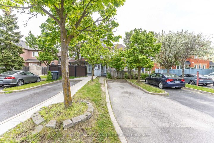 Property Photo: 60 Blue Spruce Street ON L6R 1C3