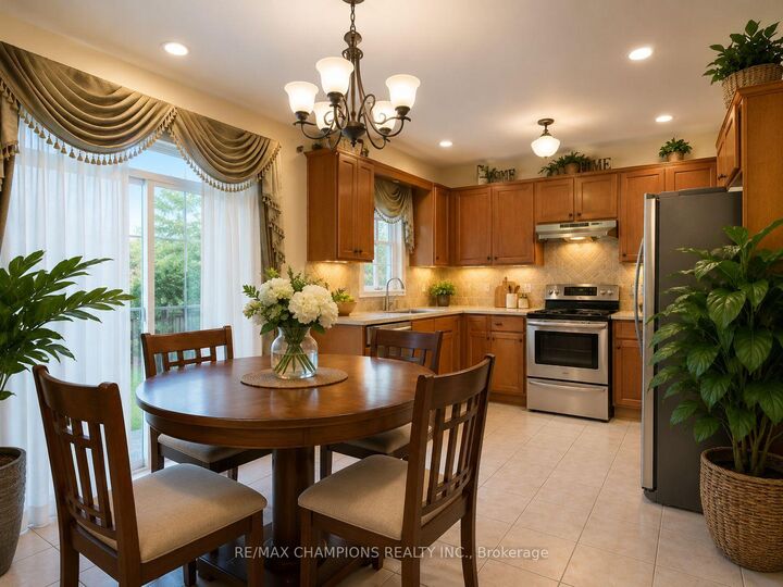 Property Photo:  6 Tennant Drive  ON L6R 0E5 