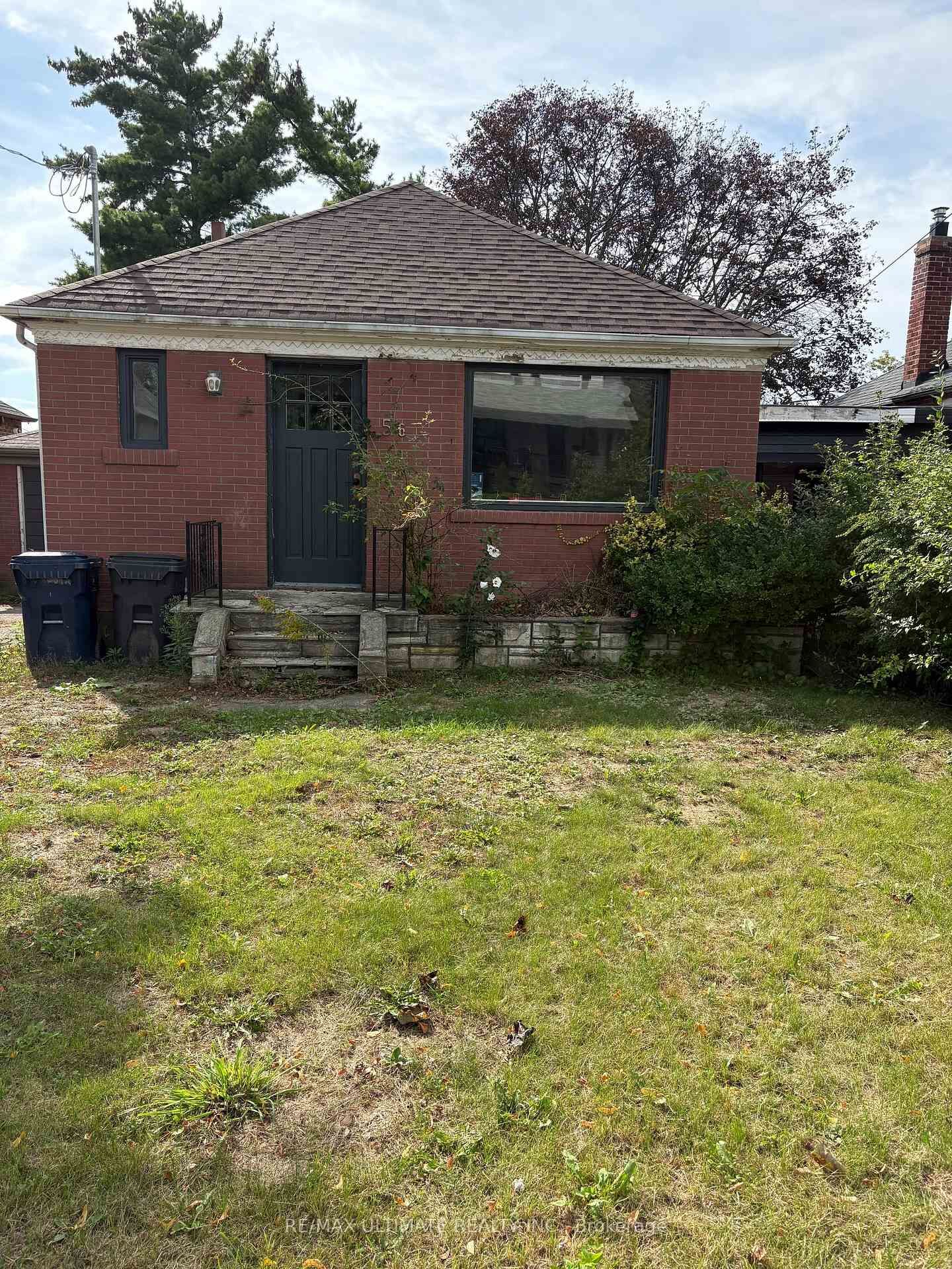 Property Photo:  56 Glenhaven Street  ON M6M 3M3 