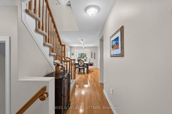 Property Photo:  48 Fieldberry Private  ON K2J 5E8 