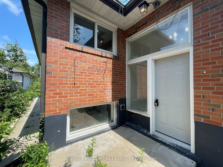 Property Photo:  181 Wedgewood Drive Lower  ON M2M 2H8 