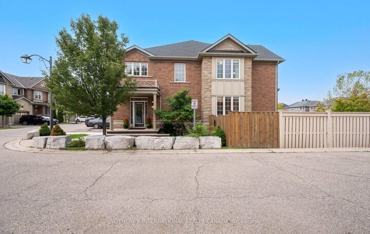 Property Photo:  745 Farmstead Drive 21  ON L9T 8B1 