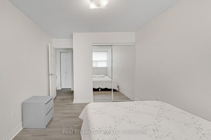 Property Photo:  1950 Main Street W 802  ON L8S 4M9 