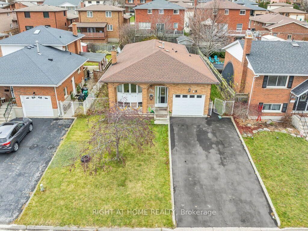 Property Photo:  125 Stonyburn Crescent  ON N1R 7X2 