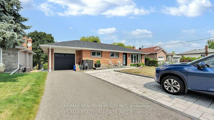 Property Photo: 1282 Winter Avenue Bsmt ON L1H 1T5