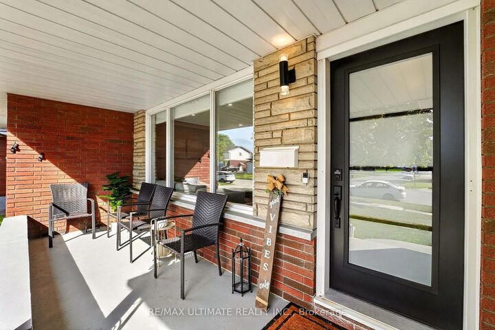 Property Photo:  80 Saint Andrews Avenue  ON L3B 1E4 