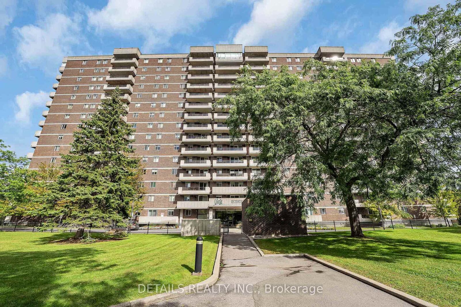 Property Photo:  1705 Playfair Drive 908  ON K1H 8P6 