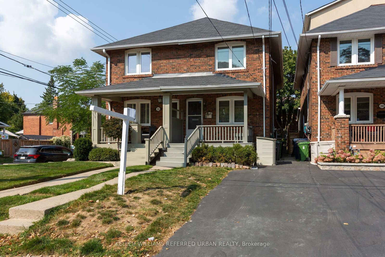 Property Photo:  212 Fairlawn Avenue  ON M5M 1S8 