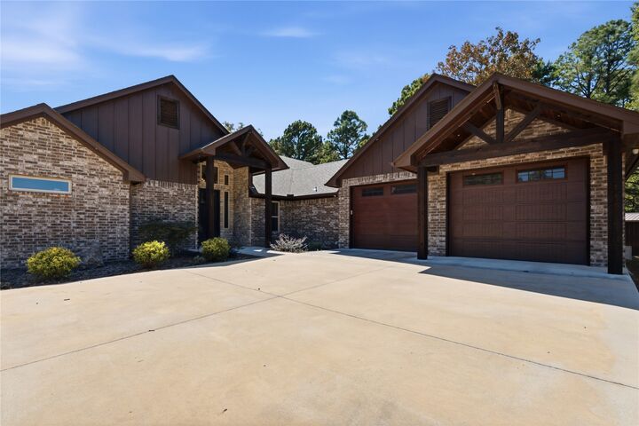 Property Photo:  16265 N 573 Road  OK 74464 
