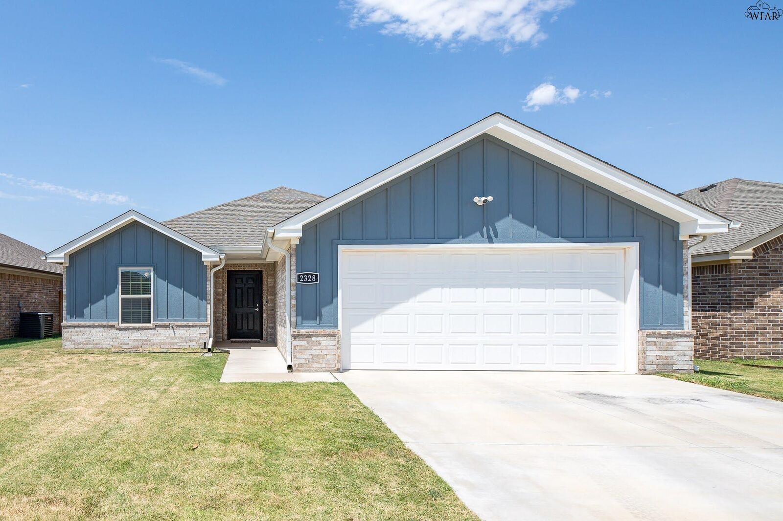 Property Photo: 2328 Tinker Trail TX 76306
