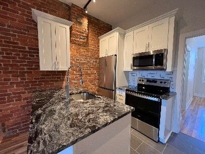 Property Photo:  4028 Liberty Ave #4  PA 15224 