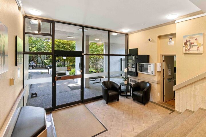 Property Photo:  1725 Pendrell Street 605  BC V6G 2X7 